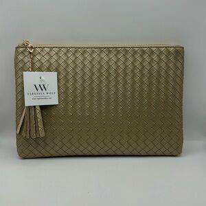 NWT Virginia wolf nyc pouch $200